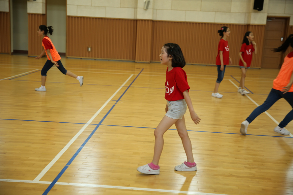 jpg_150602 희망축구교실(신용초등학교)63.jpg