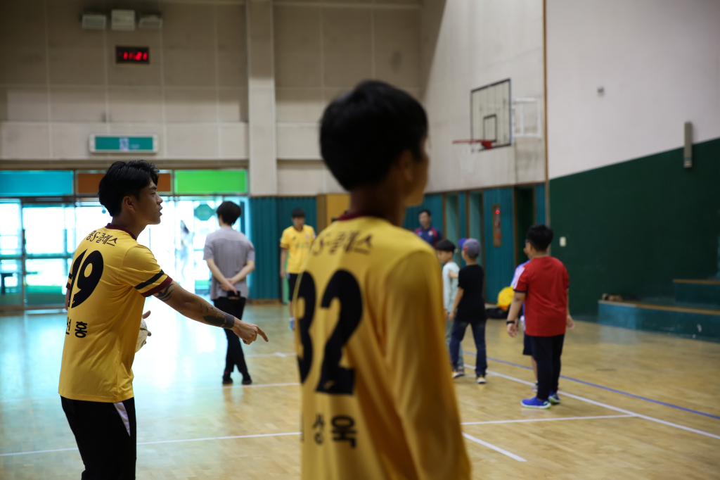 jpg_160526 희망축구교실(염주초등학교)-20.jpg