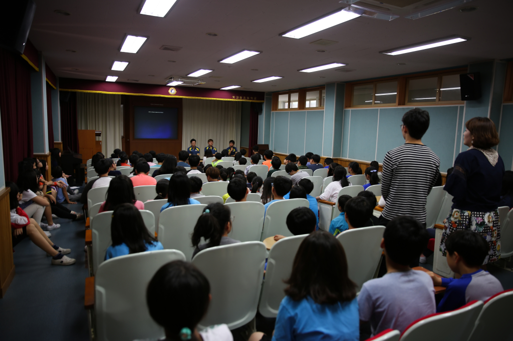 jpg_20160525 꿈나눔의날 (빛고을 초등학교)-08.jpg