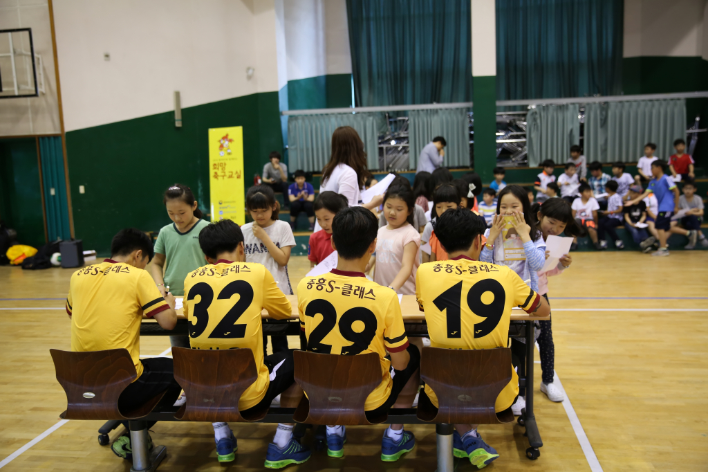 jpg_160526 희망축구교실(염주초등학교)-77.jpg