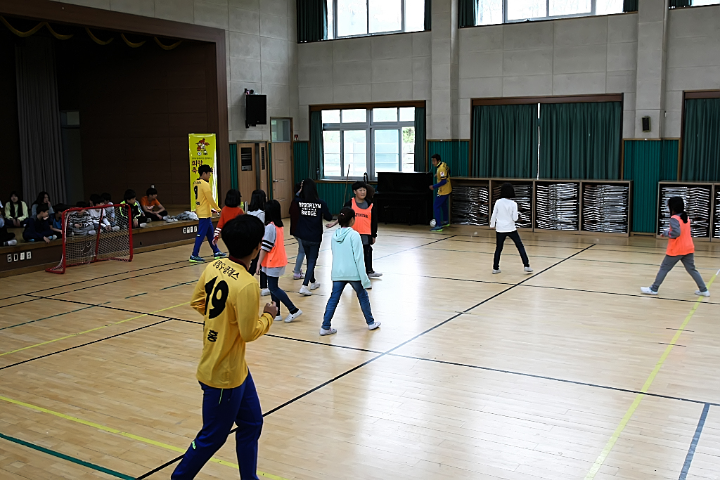 160428 희망축구교실(봉주초등학교)-25.jpg