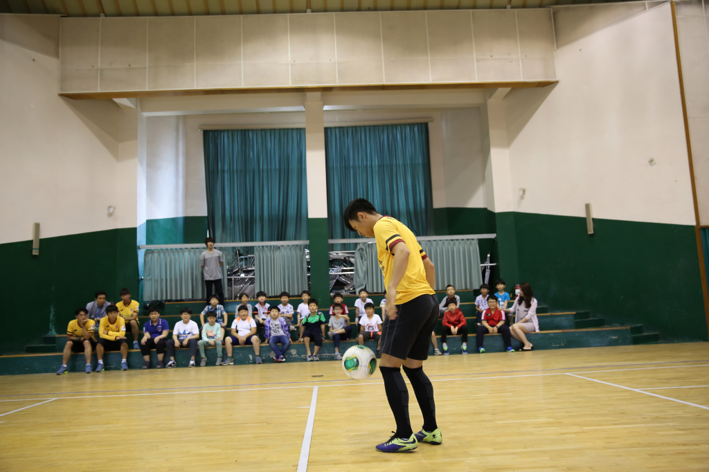 jpg_160526 희망축구교실(염주초등학교)-09.jpg