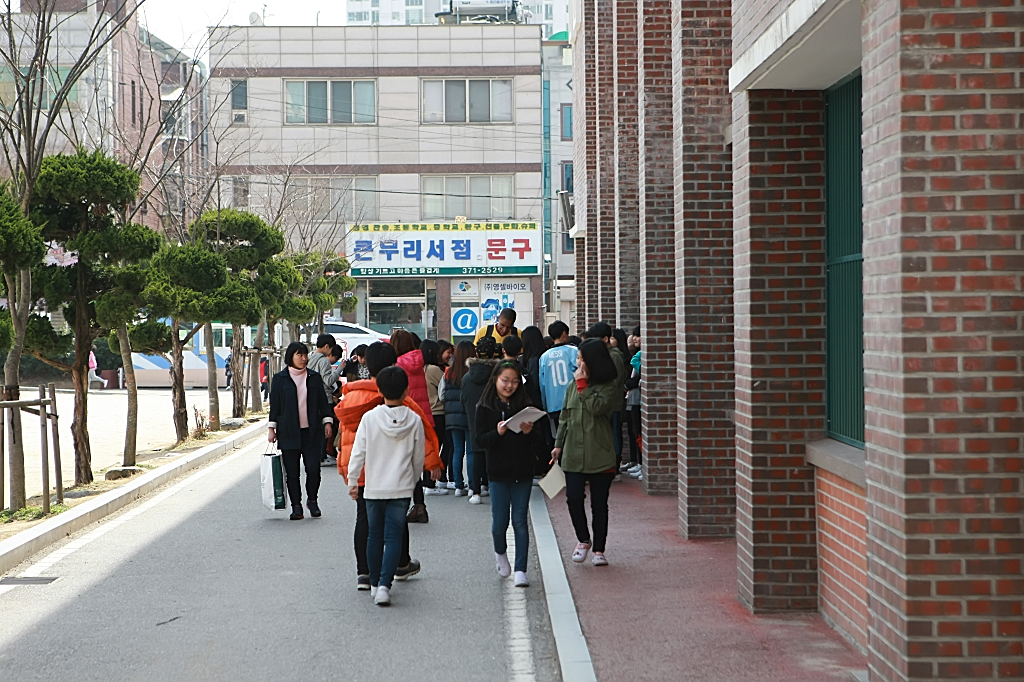 160317 희망축구교실 74회(금호초등학교)-74.jpg