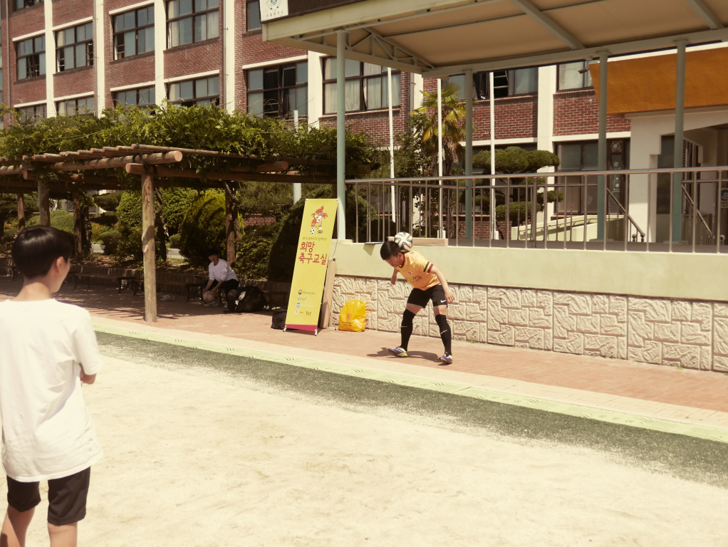 size_160518 희망축구교실(문흥중학교) - 07.jpg