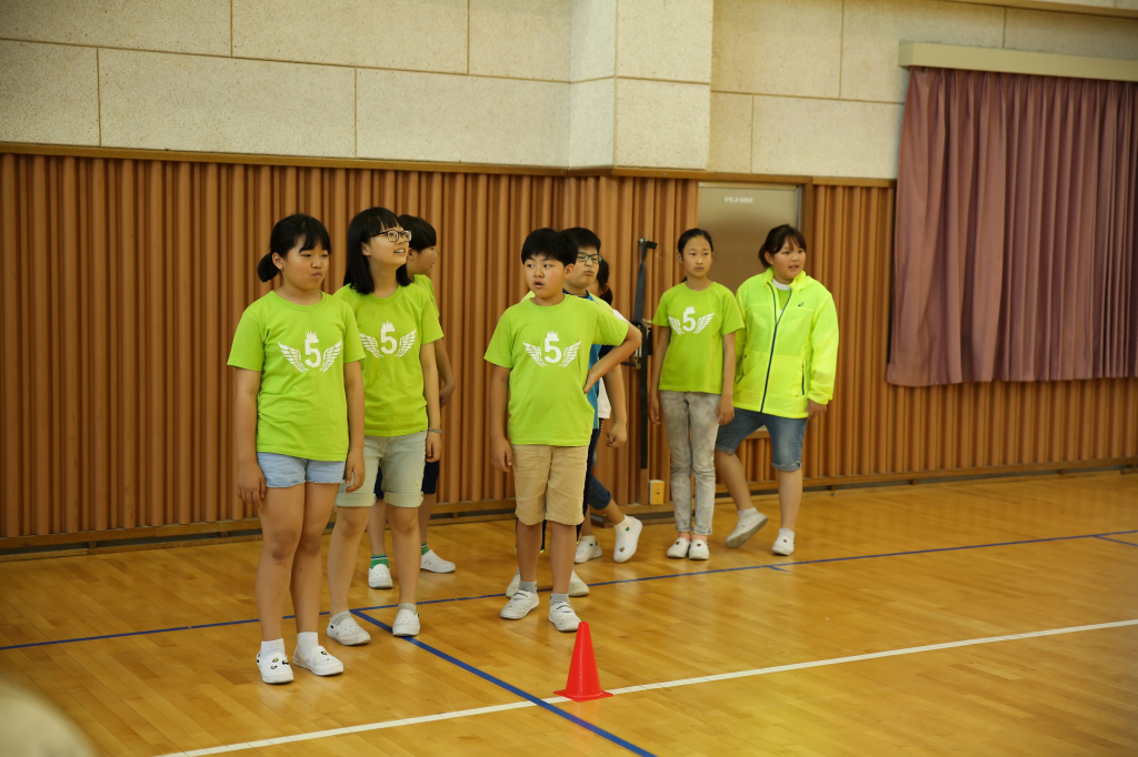 jpg_150602 희망축구교실(신용초등학교)25.jpg