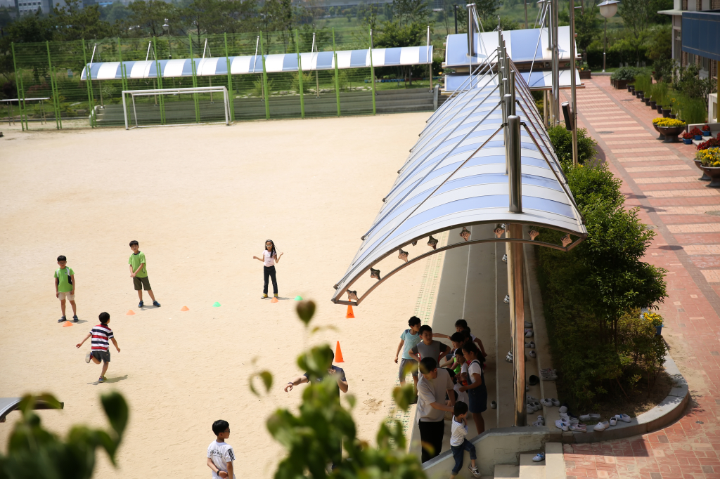 jpg_150602 희망축구교실(신용초등학교)109.jpg