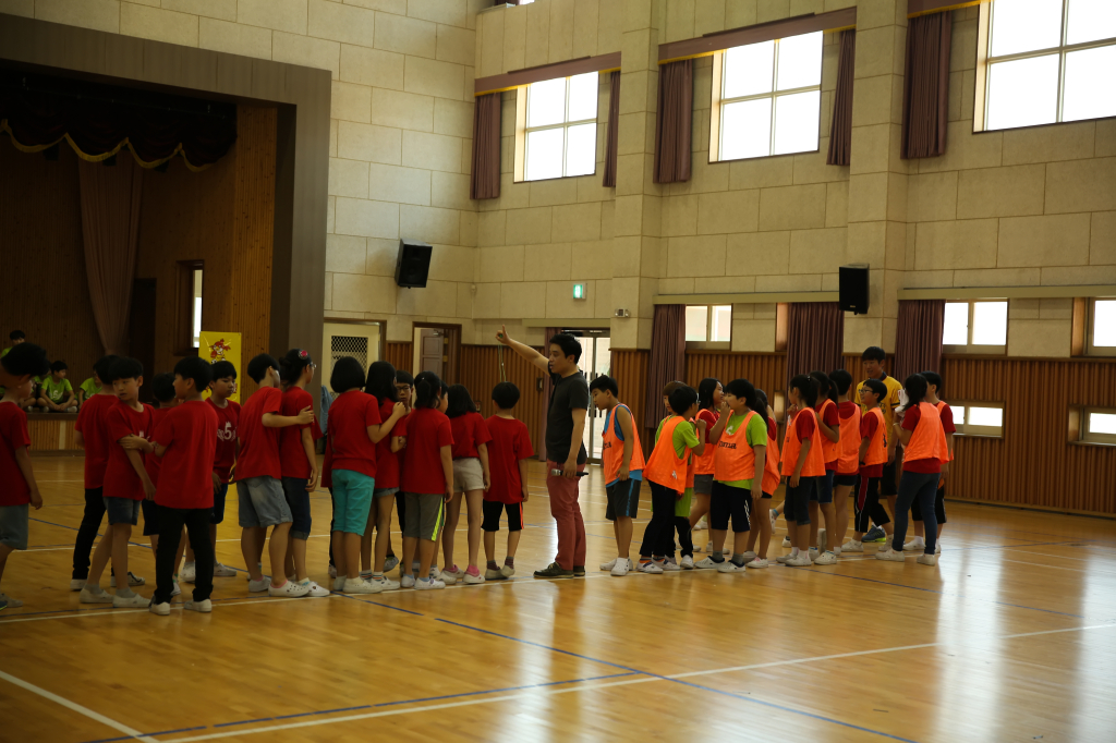 jpg_150602 희망축구교실(신용초등학교)36.jpg