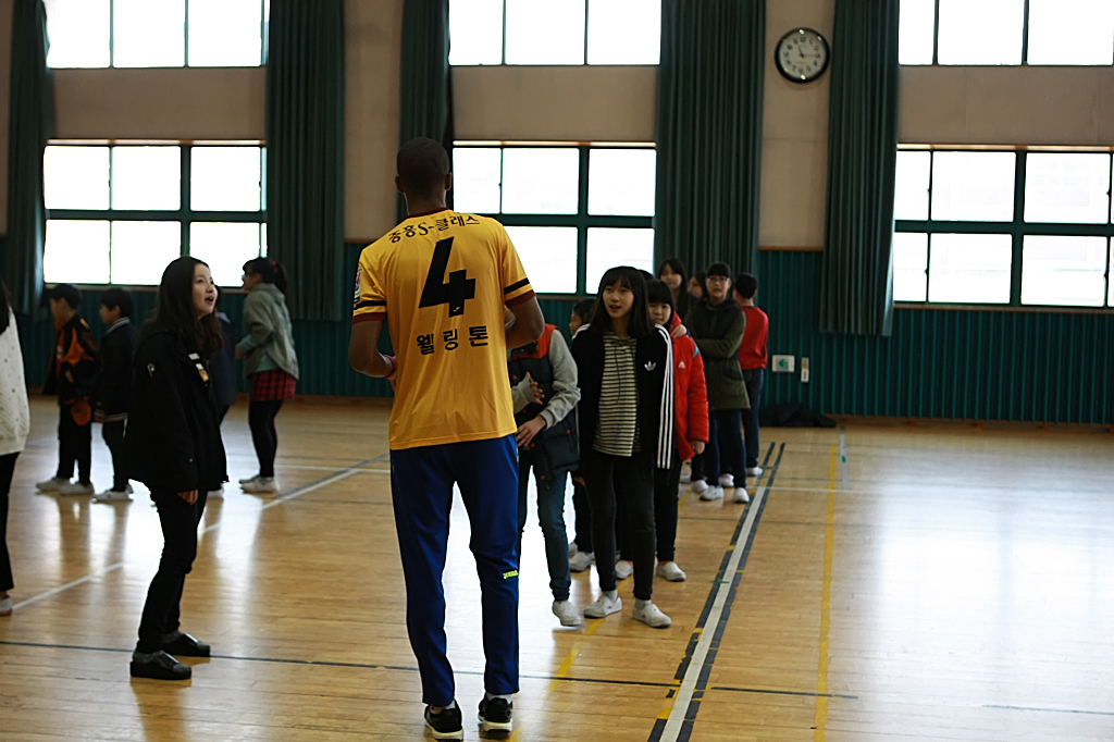 160317 희망축구교실 74회(금호초등학교)-23.jpg